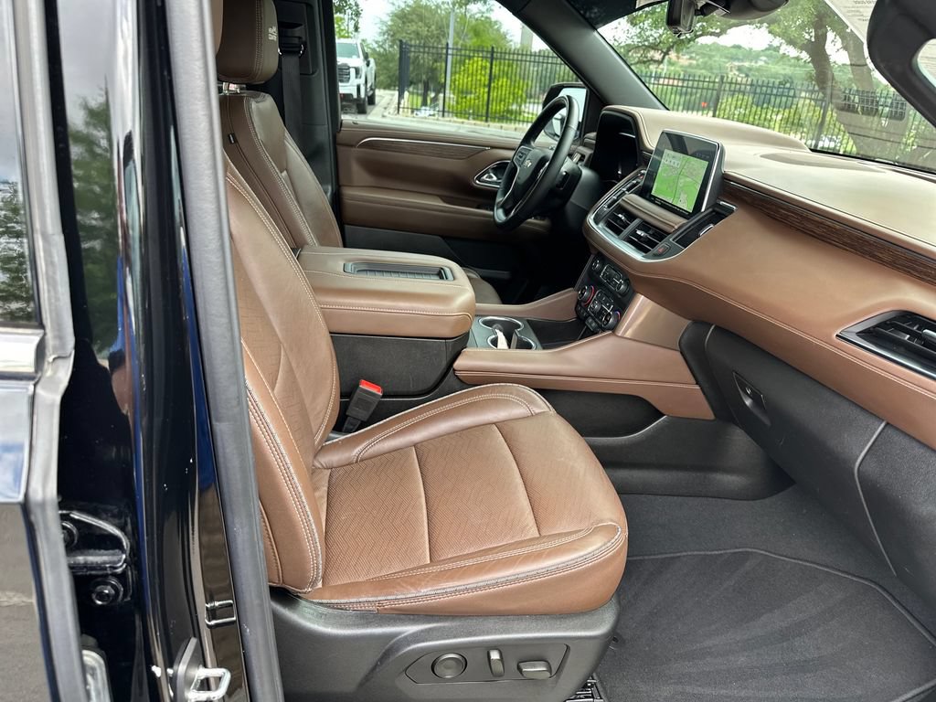 Used 2023 Chevrolet Tahoe High Country AWD/4WD image 42