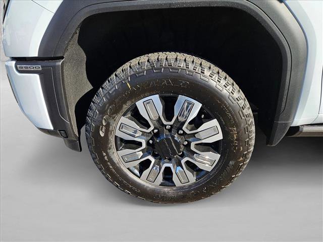 New 2026 GMC Sierra 2500 Denali image 16
