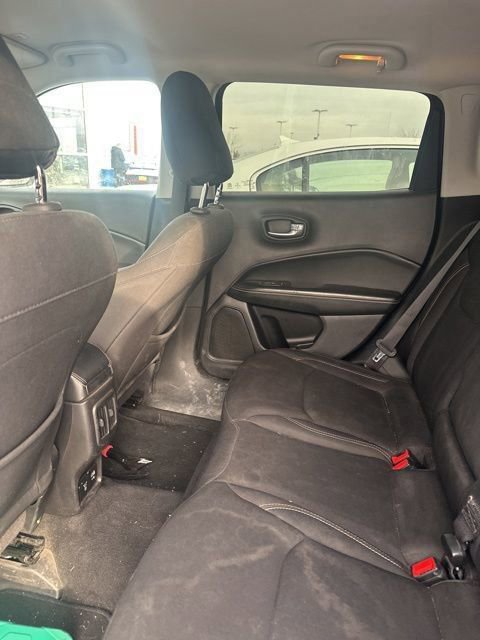 Used 2018 Jeep Compass Sport w/ Tech Group image 5