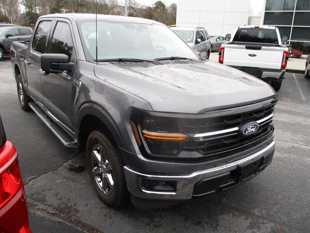 Used 2024 Ford F150 XLT image 2