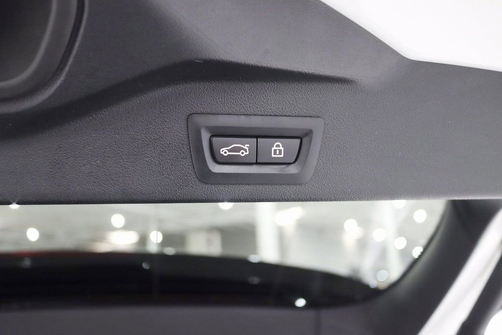 Used 2022 BMW X5 M50i image 43