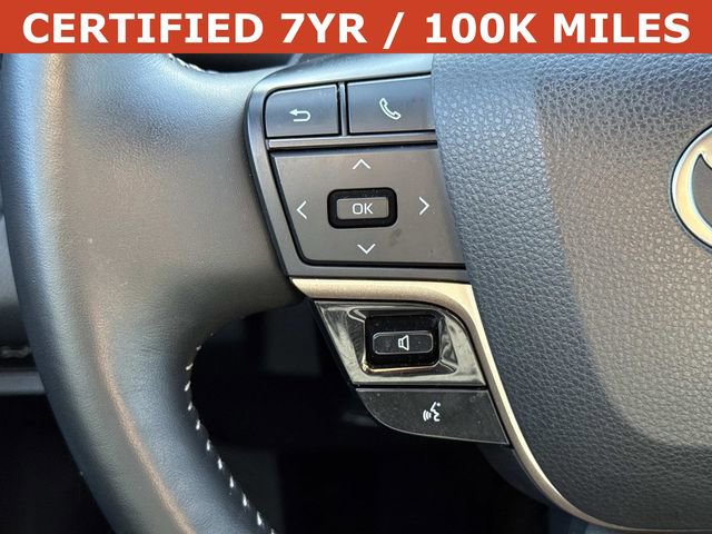 Used 2025 Toyota Crown Signia Limited image 25