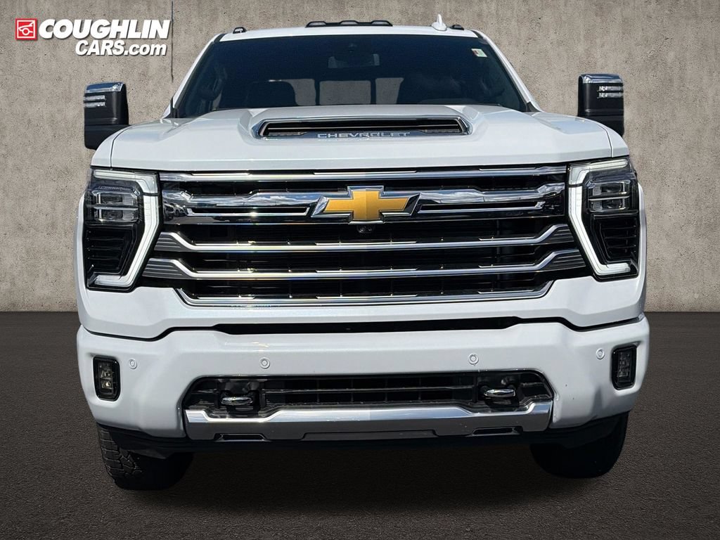 Used 2026 Chevrolet Silverado 2500 High Country AWD/4WD video 2