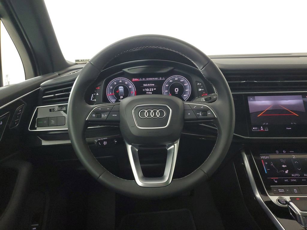 Used 2025 Audi Q7 2.0T Premium w/ Convenience Package AWD/4WD image 16