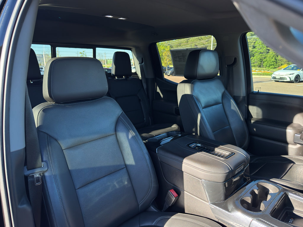 Used 2019 GMC Sierra 1500 SLT w/ SLT Premium Package AWD/4WD image 18