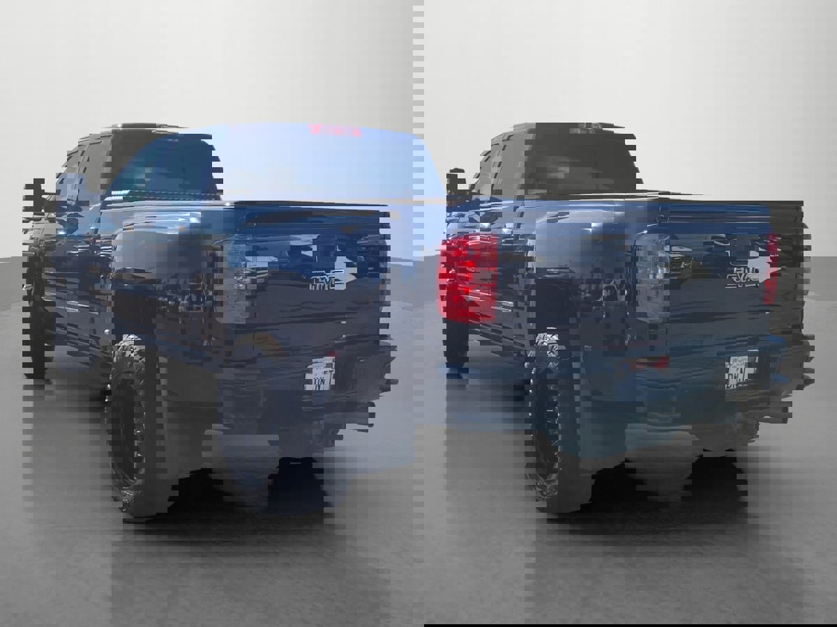 Used 2015 GMC Sierra 3500 Denali w/ Duramax Plus Package image 8