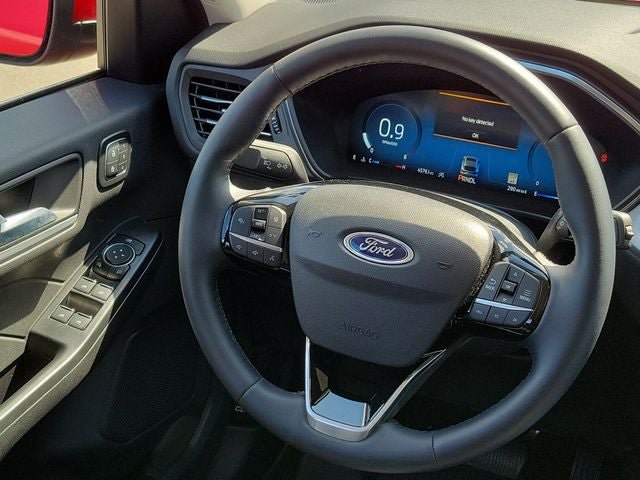 Used 2025 Ford Escape Platinum AWD/4WD image 21