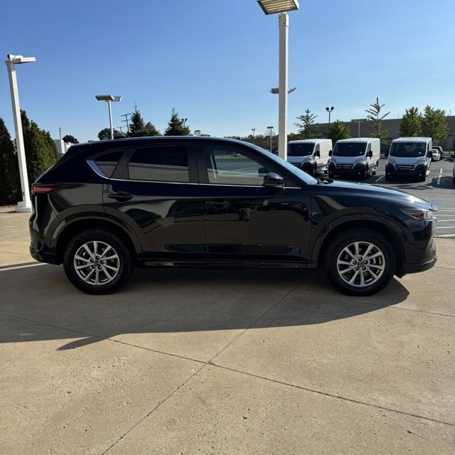 Used 2024 MAZDA CX-5 AWD 2.5 S w/ Select Package image 2