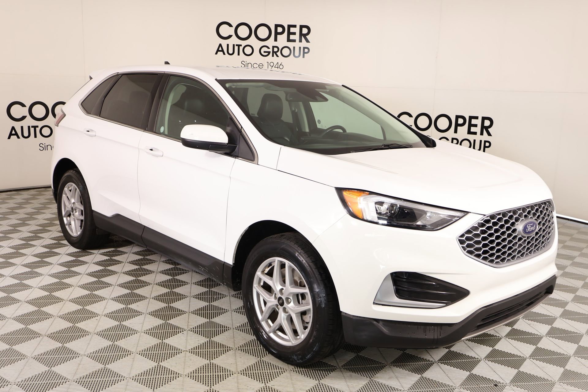 Used 2024 Ford Edge SEL
