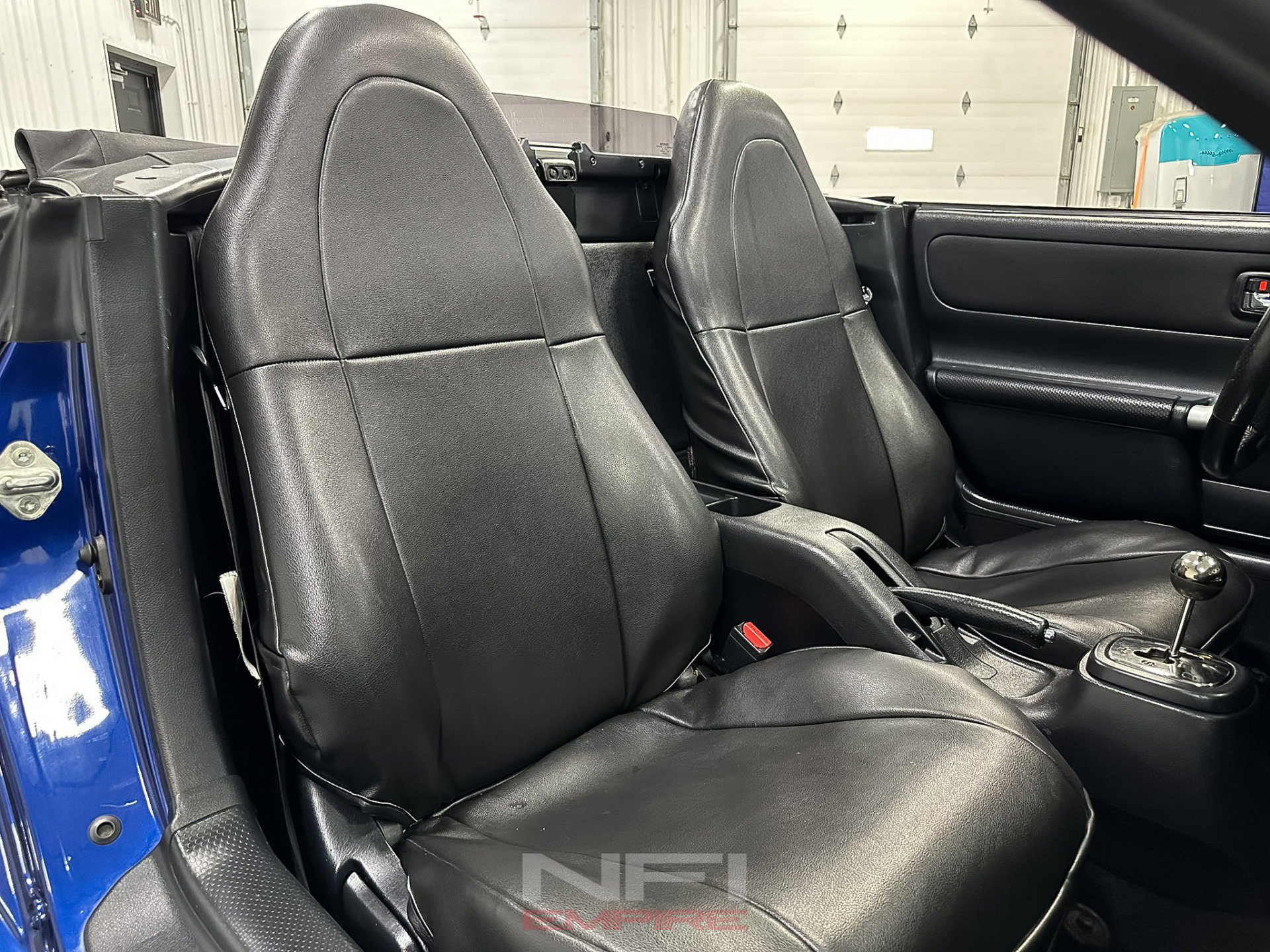 Used 2003 Toyota MR2 image 43