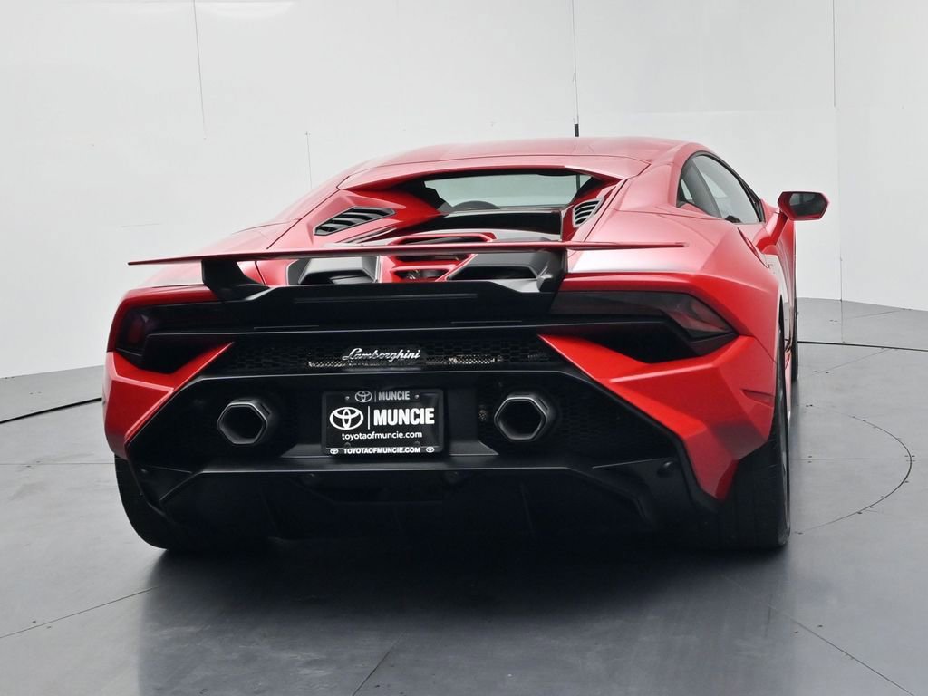 Used 2023 Lamborghini Huracan Tecnica image 7