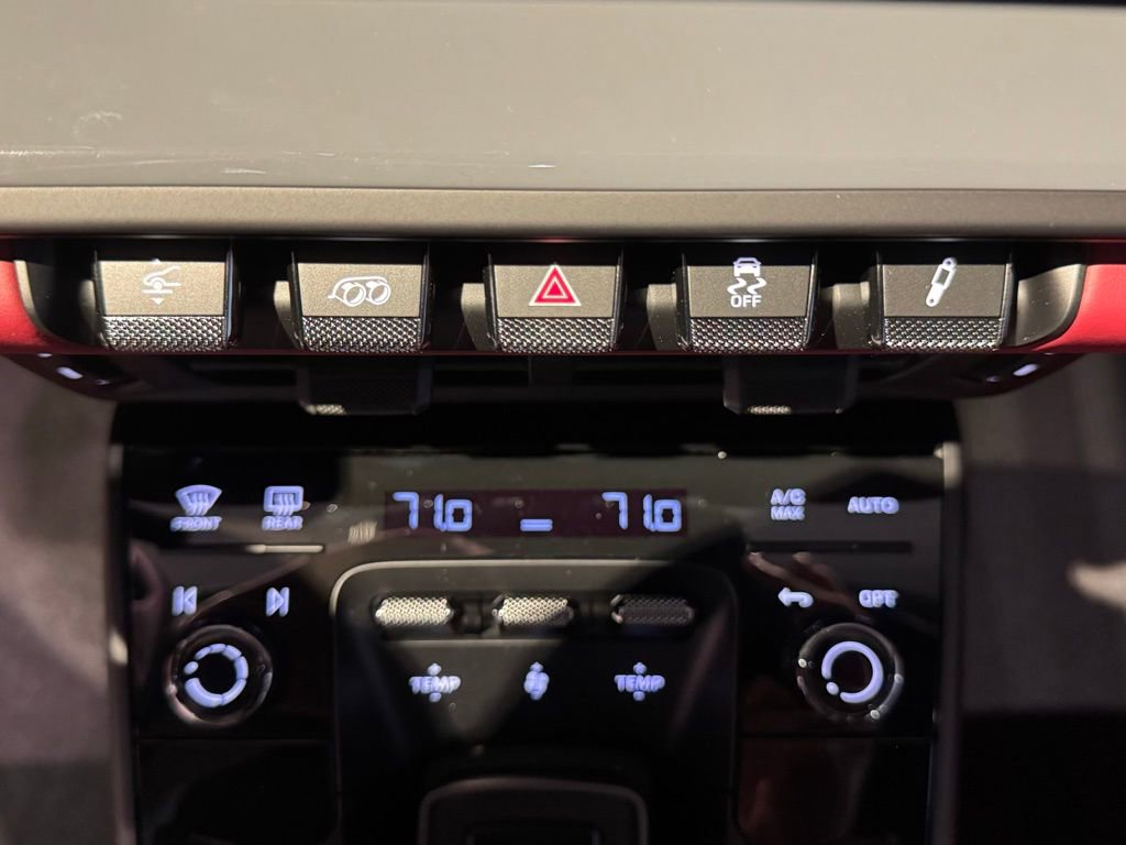 New 2026 Porsche 911 Carrera 4S image 31