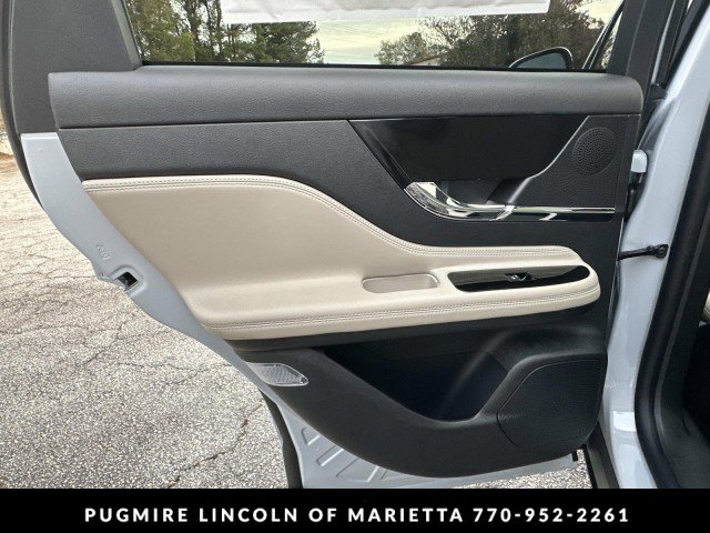 New 2026 Lincoln Corsair Premiere image 22