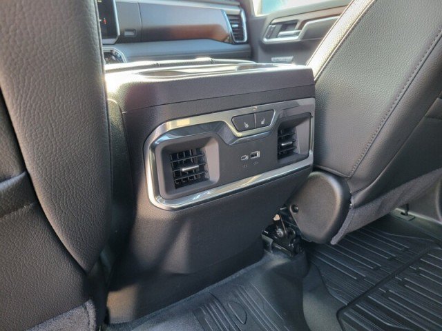 Used 2025 GMC Sierra 1500 Denali w/ Technology Package AWD/4WD image 29