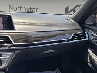 Used 2022 BMW 740i xDrive w/ M Sport Package AWD/4WD image 20