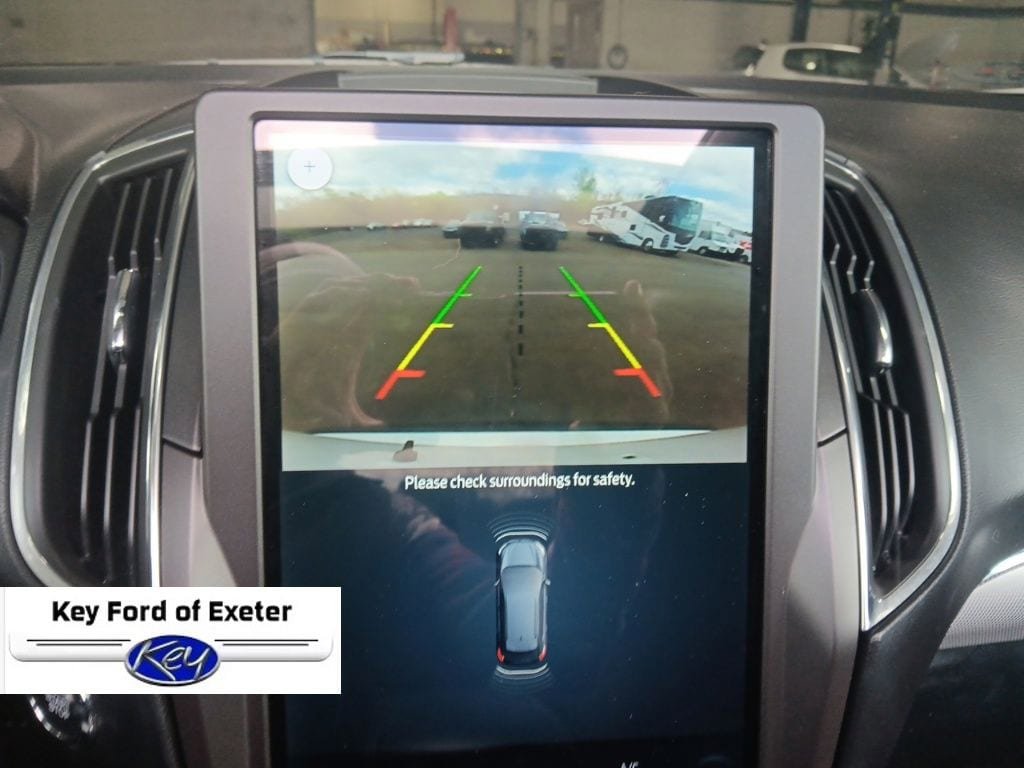 Used 2021 Ford Edge Titanium image 38