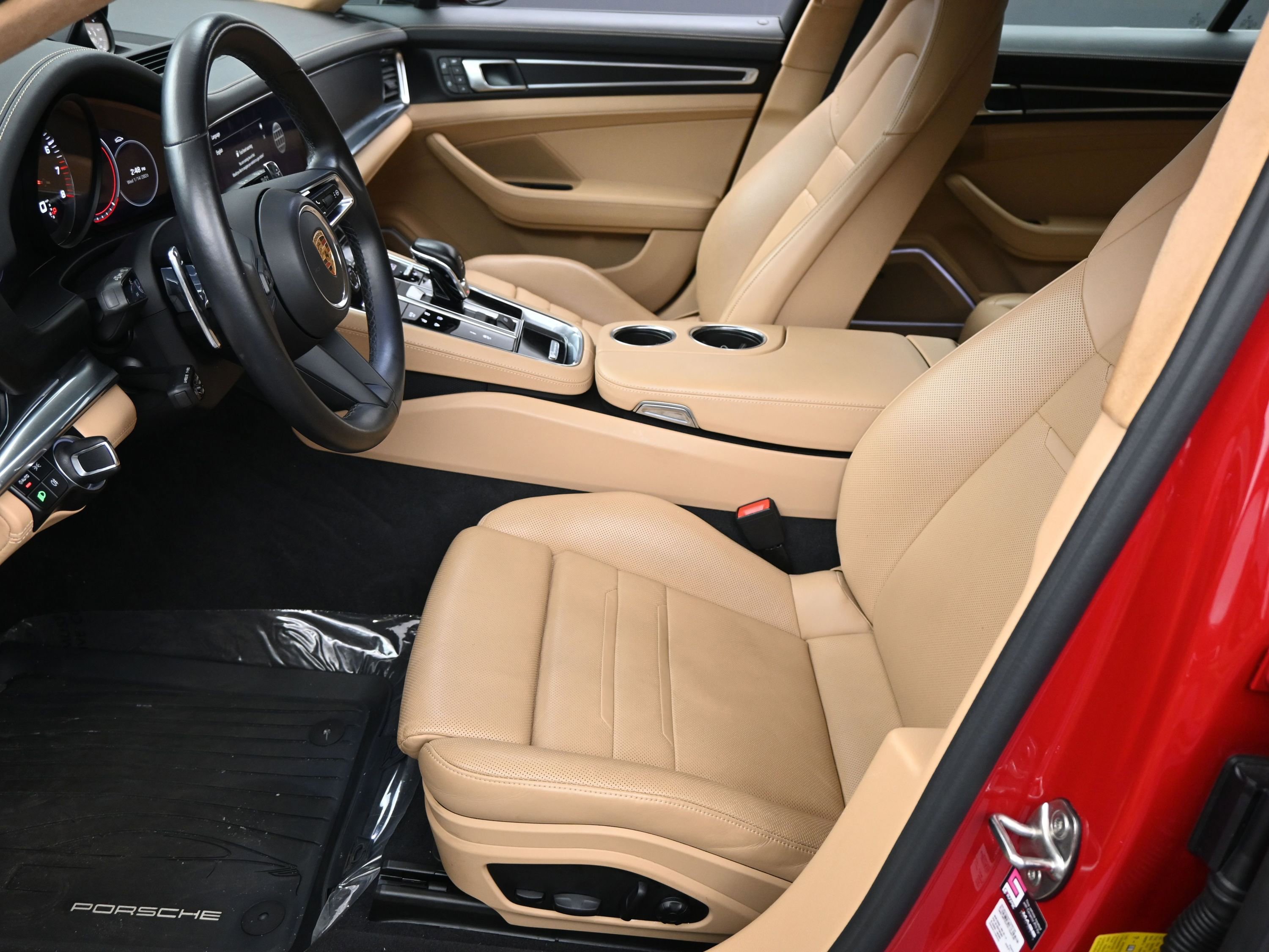 Certified 2023 Porsche Panamera Turbo S image 6