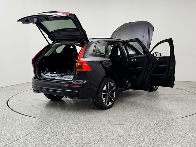 New 2026 Volvo XC60 B5 Ultra w/ Climate Package image 5