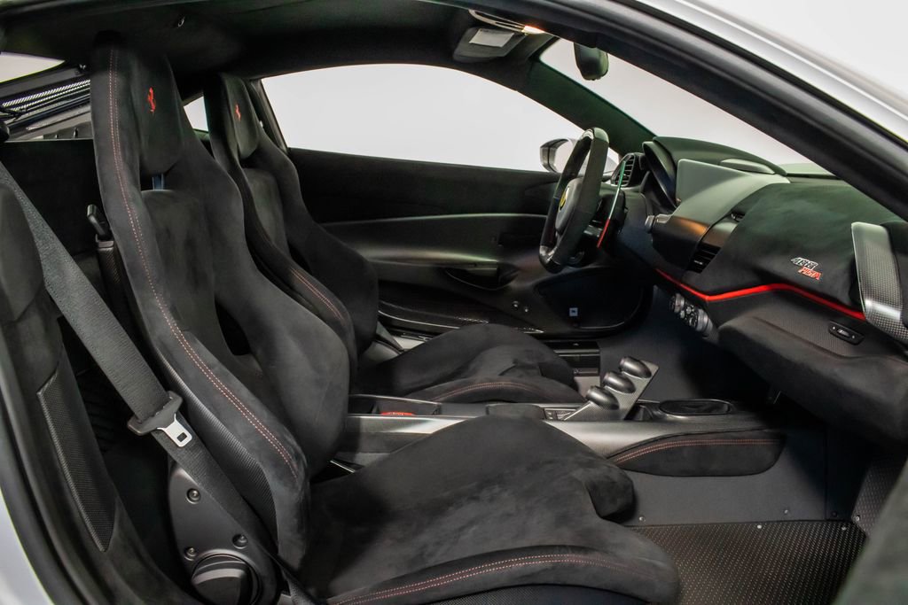 Used 2020 Ferrari 488 Pista Base image 57