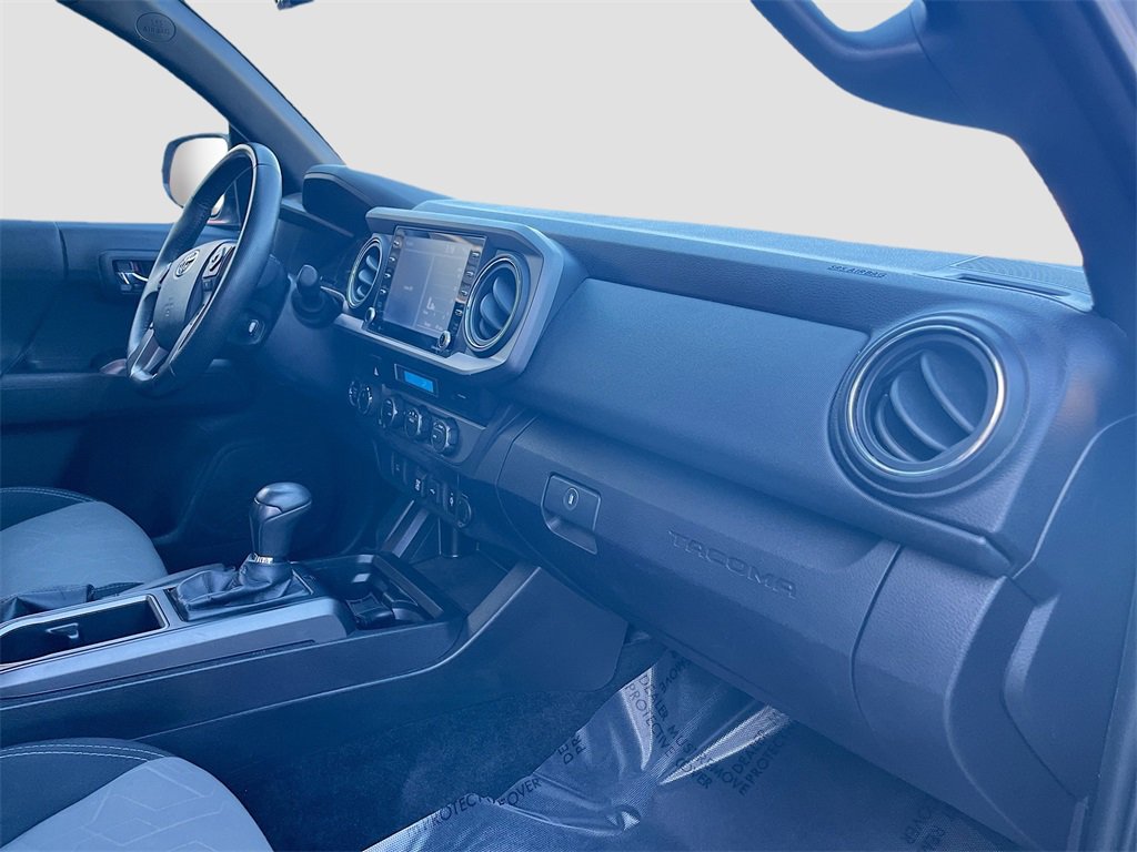 Used 2021 Toyota Tacoma TRD Off-Road image 27