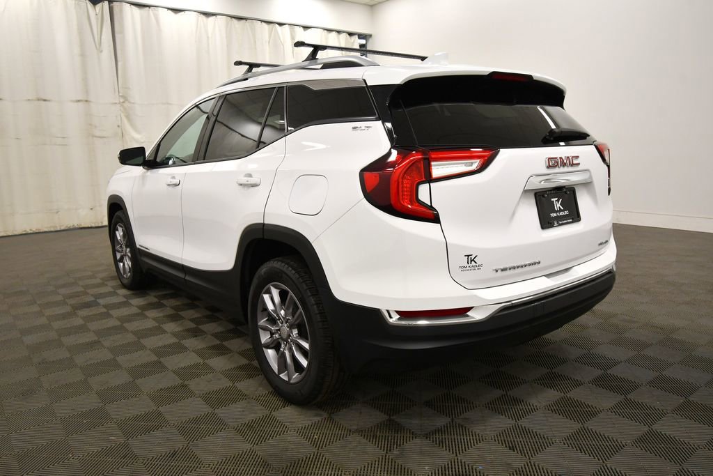 Used 2022 GMC Terrain SLT w/ LPO, Floor Liner Package image 5