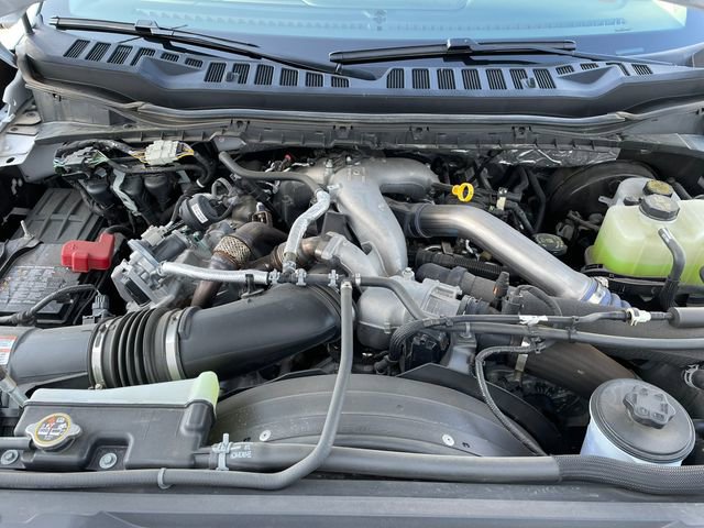 Used 2025 Ford F350 Lariat w/ Chrome Package image 14