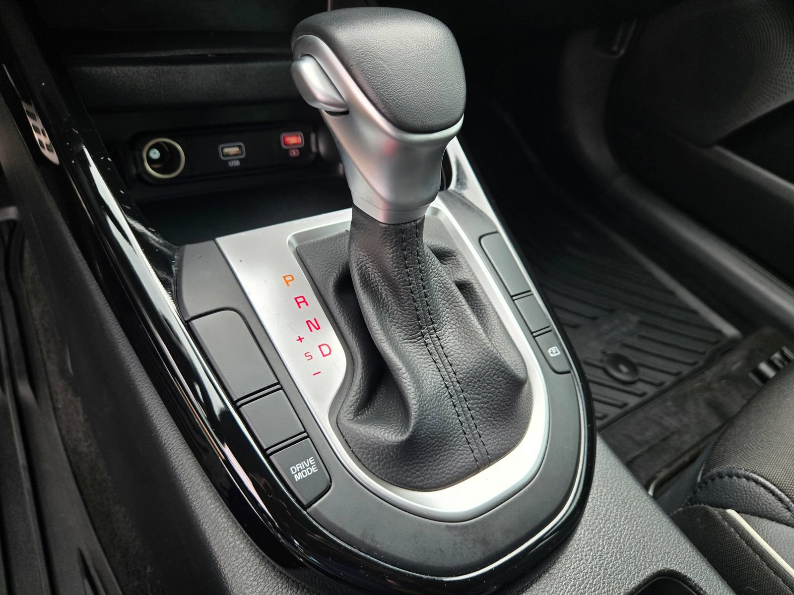 Used 2024 Kia Forte GT-Line FWD image 20