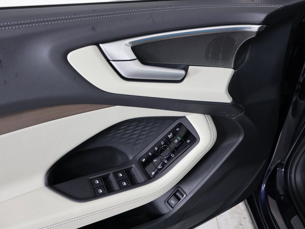 Used 2025 Audi A5 2.0T Premium Plus Sedan w/ Premium Plus image 20