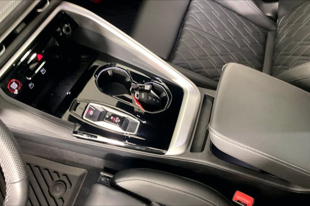 Used 2026 Audi SQ5 Premium Plus AWD/4WD image 16