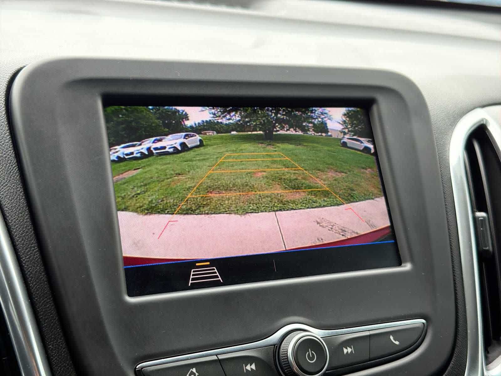Used 2020 Chevrolet Equinox LT AWD/4WD image 23
