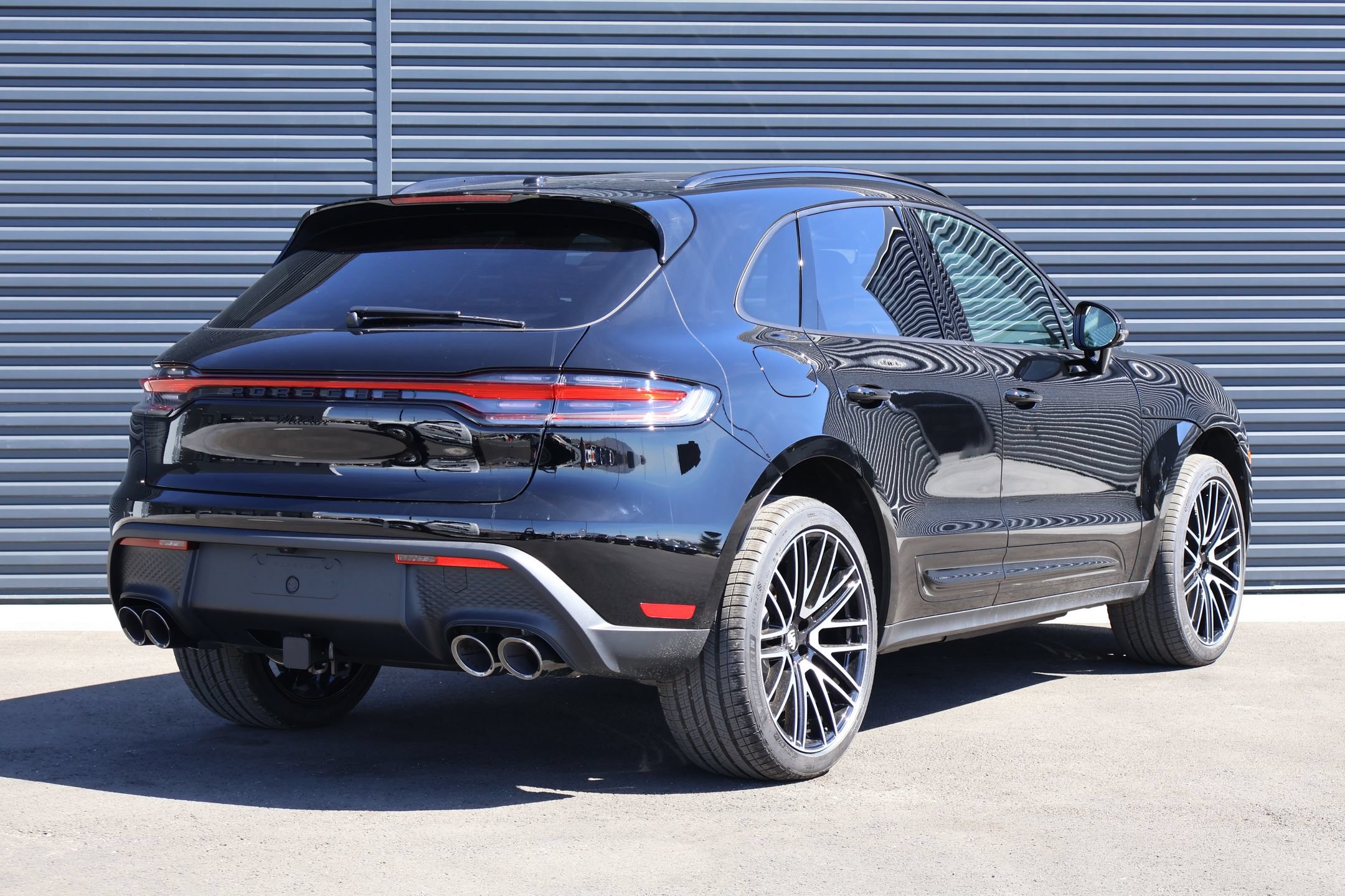 New 2026 Porsche Macan AWD/4WD image 9