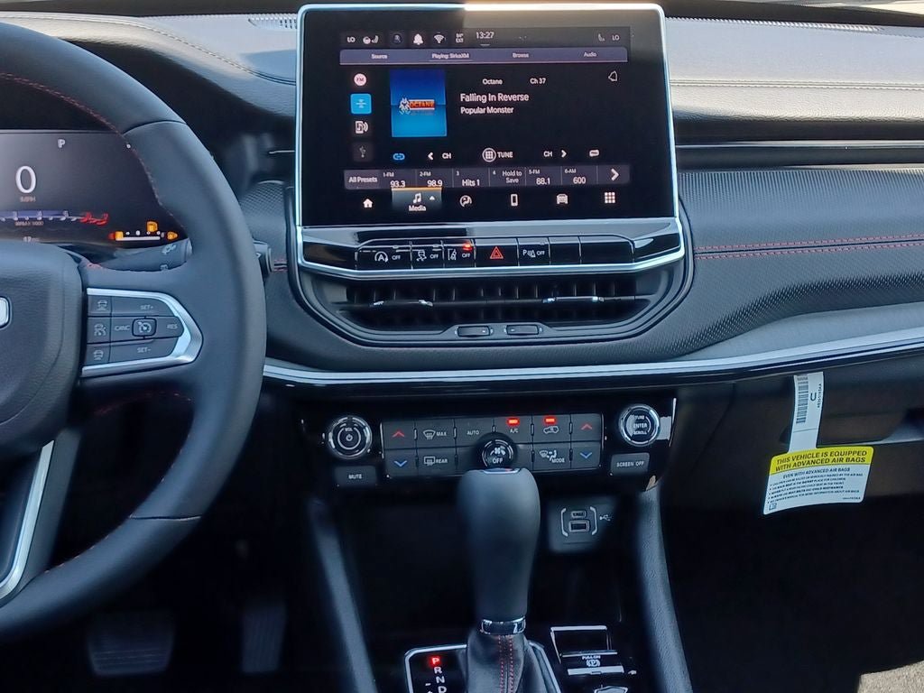New 2026 Jeep Compass Trailhawk AWD/4WD image 30