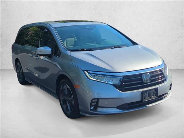 Used 2023 Honda Odyssey Elite image 3