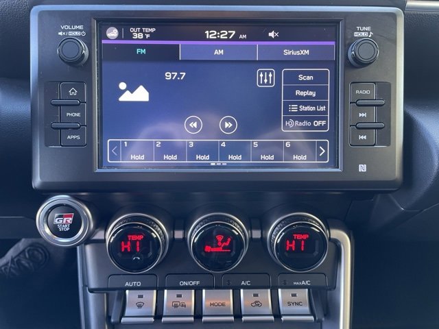 Used 2025 Toyota GR86 Premium w/ Performance Package image 18