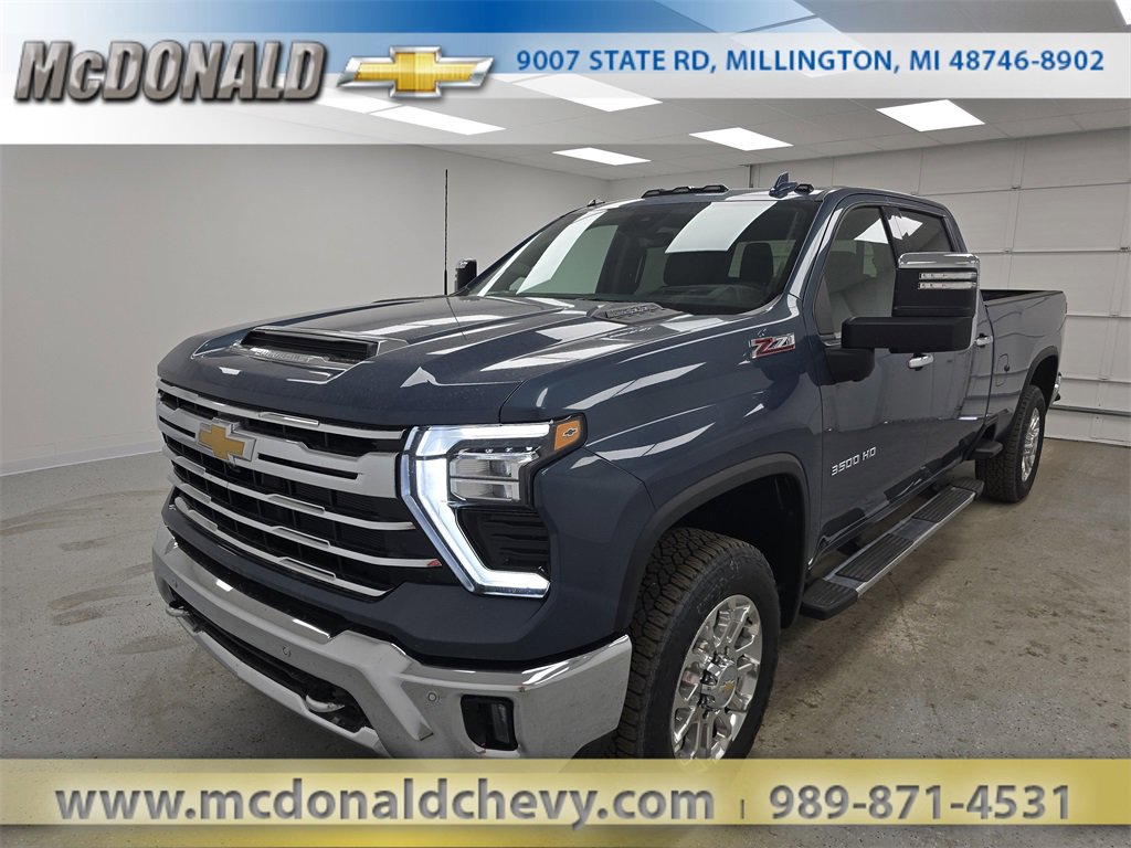 New 2025 Chevrolet Silverado 3500 LTZ w/ LTZ Premium Package
