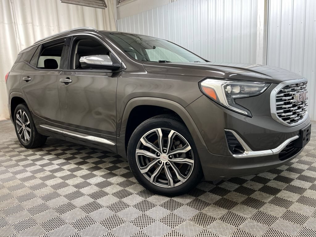 Used 2019 GMC Terrain Denali w/ Advanced Safety Package AWD/4WD image 46