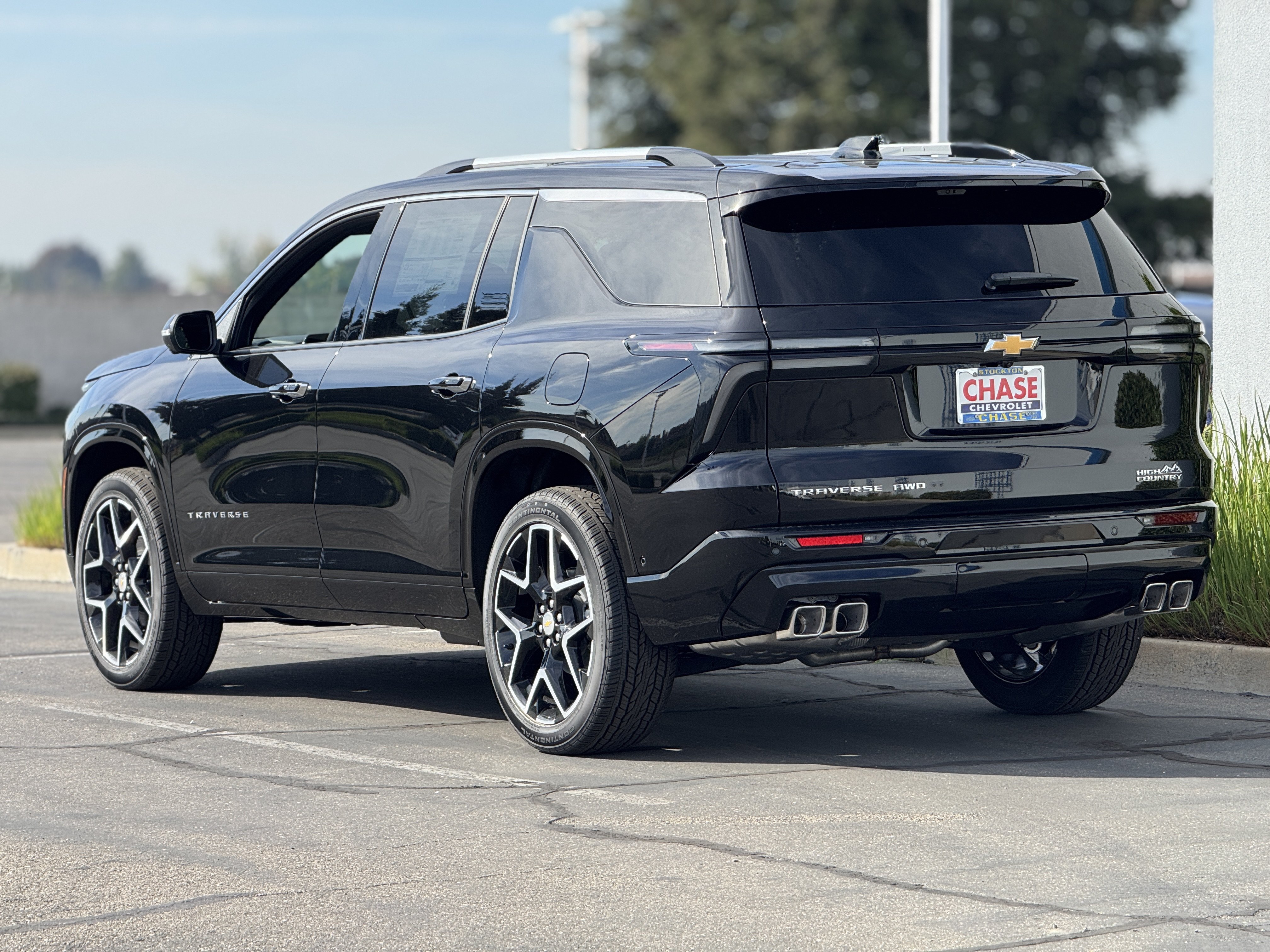 New 2026 Chevrolet Traverse High Country w/ LPO, Floor Liner Package AWD/4WD image 5