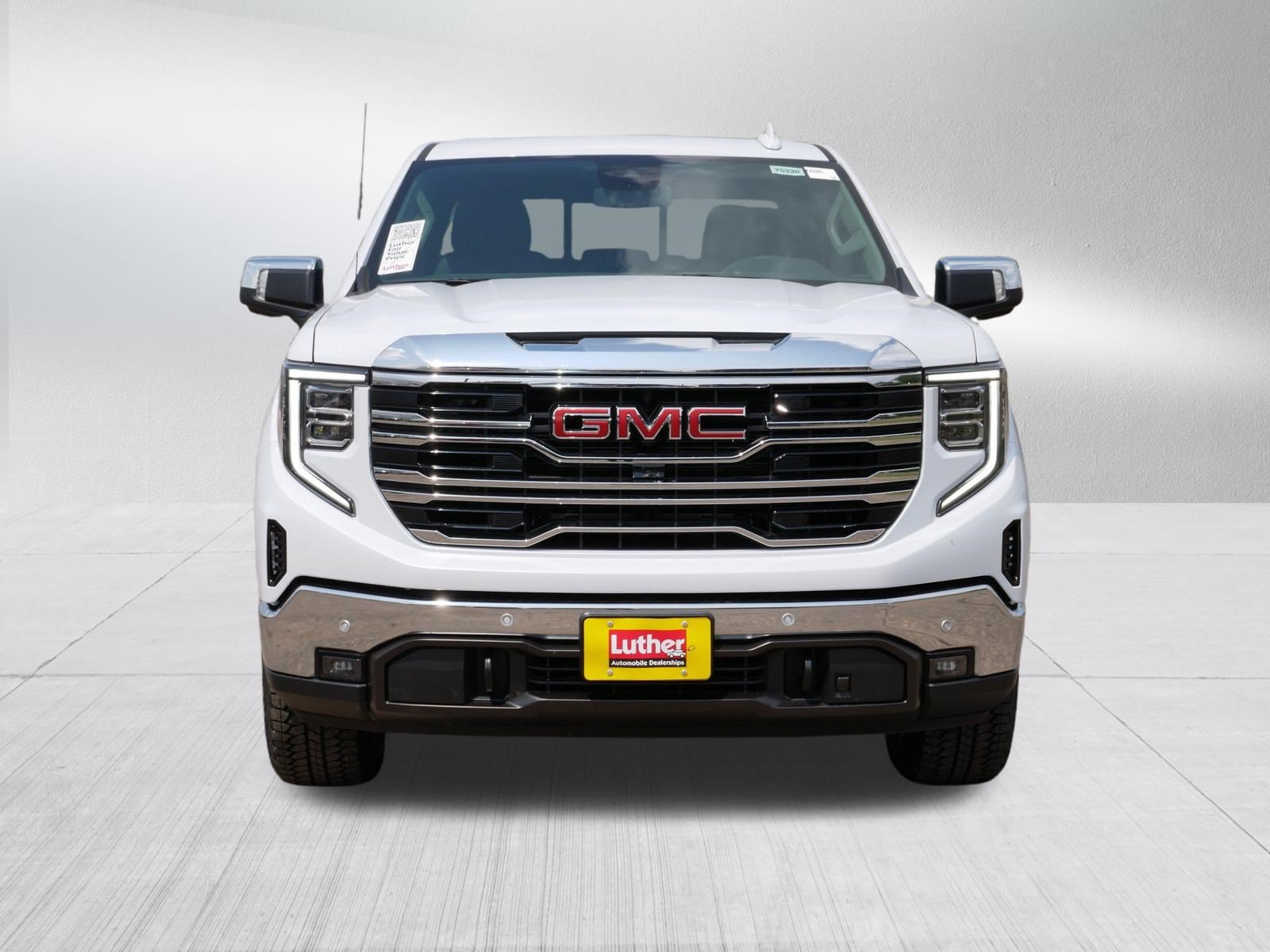 New 2026 GMC Sierra 1500 SLT w/ SLT Premium Plus Package AWD/4WD image 8