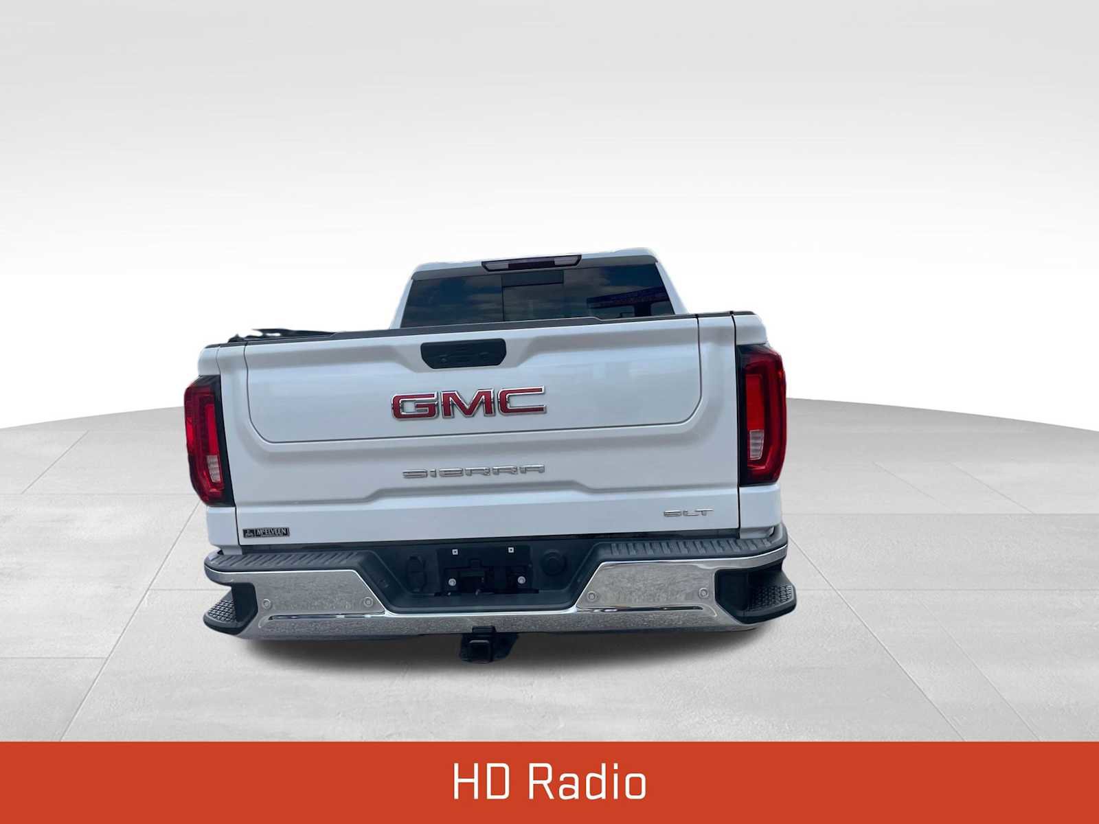 Used 2020 GMC Sierra 1500 SLT w/ SLT Premium Plus Package RWD image 7