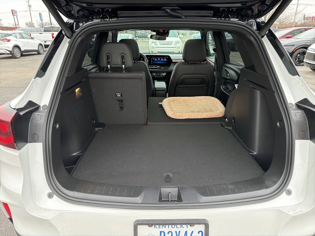 Used 2025 Chevrolet TrailBlazer RS w/ Convenience Package image 10