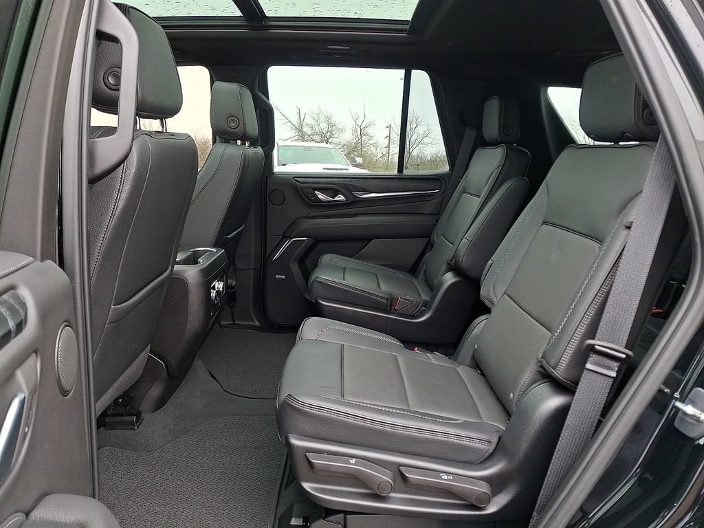 Used 2023 GMC Yukon Denali image 13