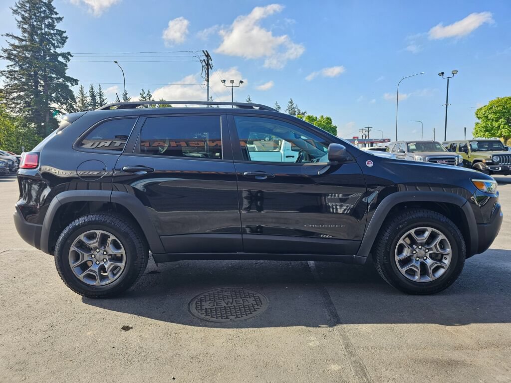 Used 2020 Jeep Cherokee Trailhawk AWD/4WD image 6