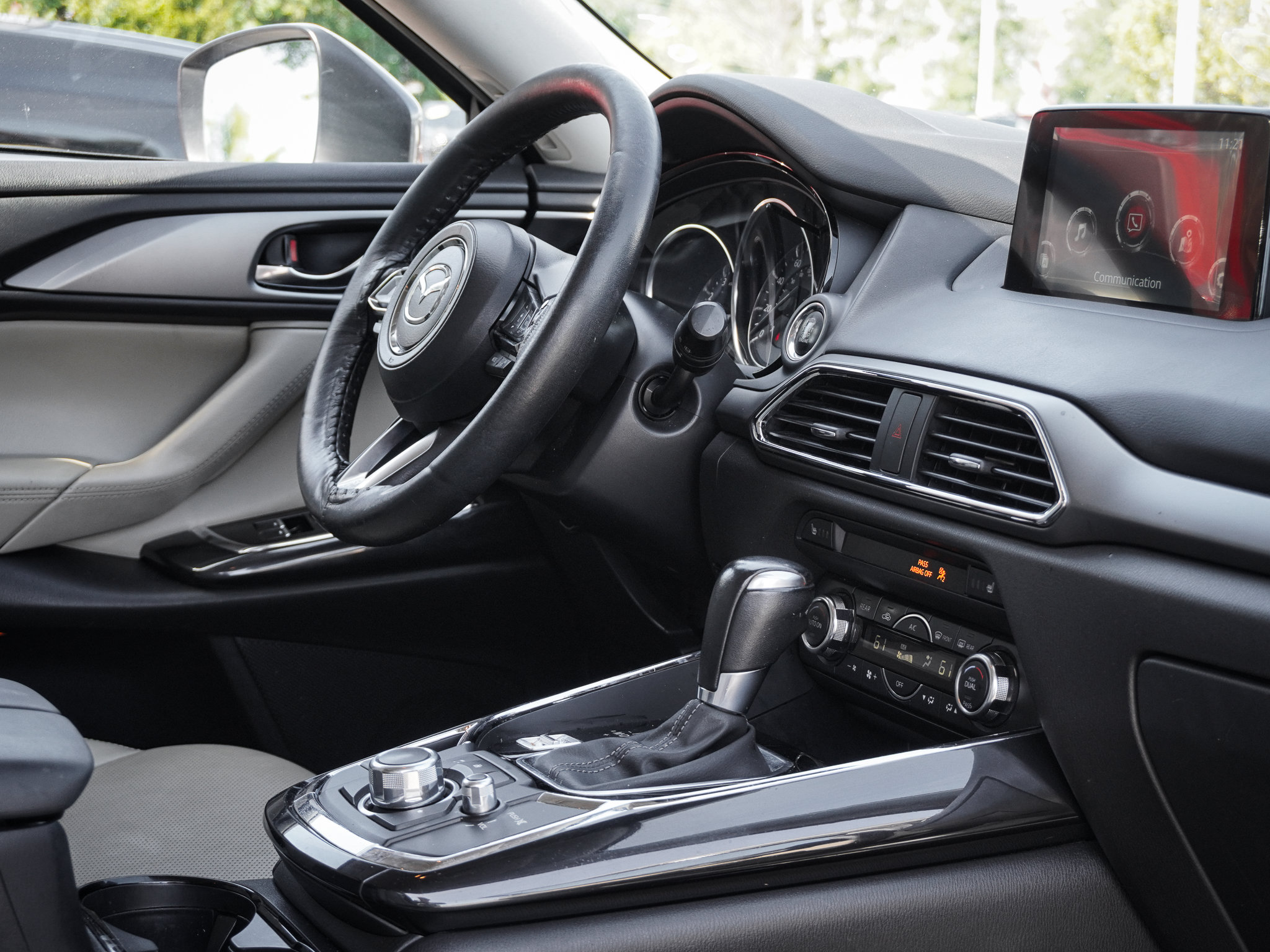 Used 2018 MAZDA CX-9 Touring w/ Touring Premium Package FWD image 34