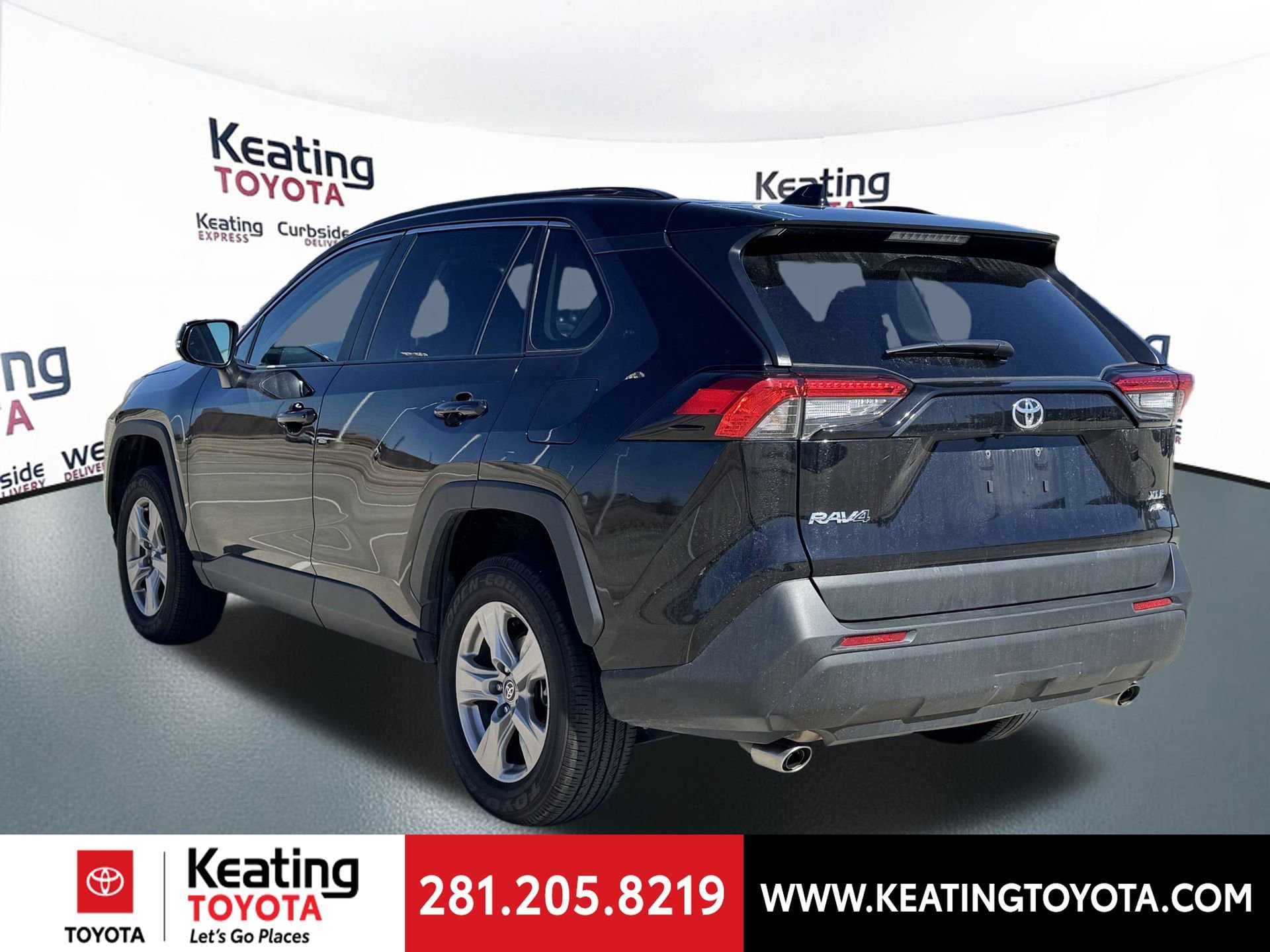 Used 2025 Toyota RAV4 XLE image 5