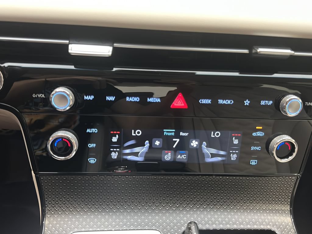 Certified 2025 Genesis G80 3.5T Sport Prestige AWD/4WD image 31