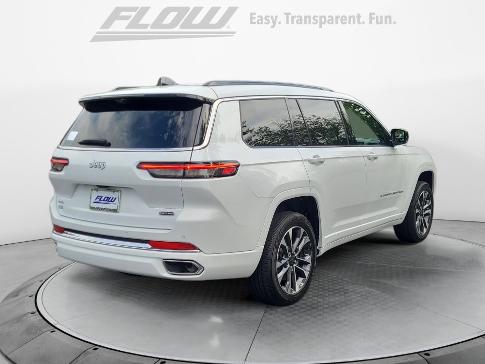 New 2025 Jeep Grand Cherokee L Overland w/ Luxury Tech Group IV image 7