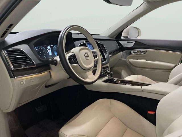 Used 2018 Volvo XC90 T6 Momentum w/ Convenience Package AWD/4WD image 57