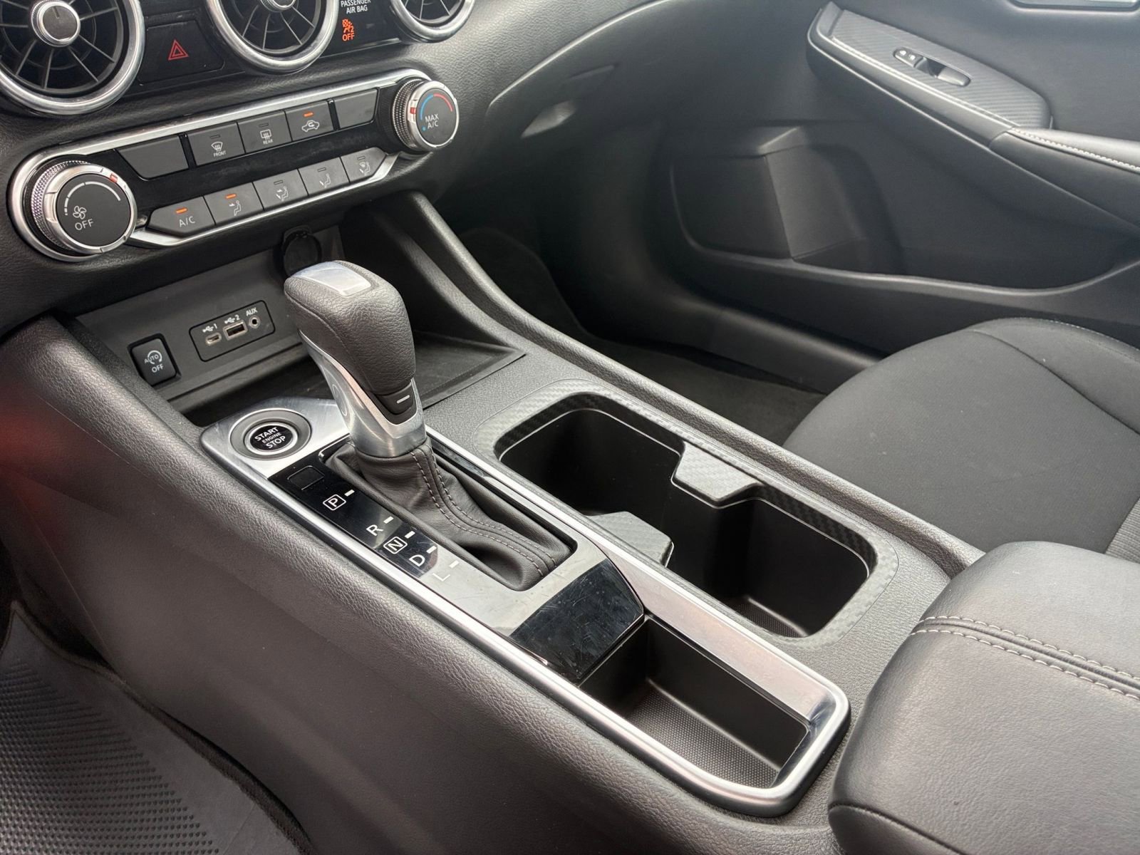 Used 2025 Nissan Sentra SV FWD image 39