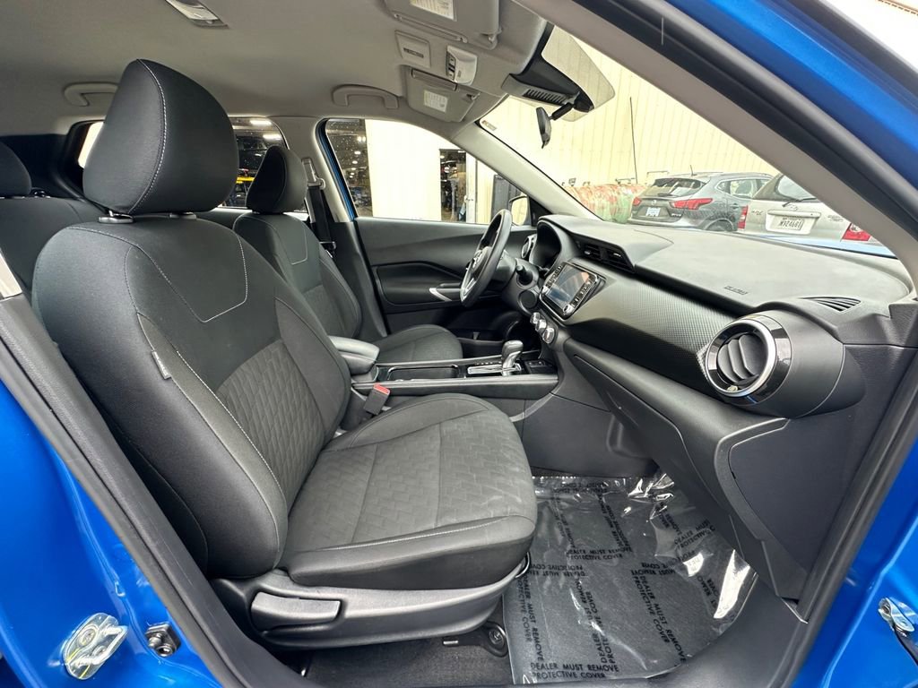 Used 2024 Nissan Kicks SV image 24