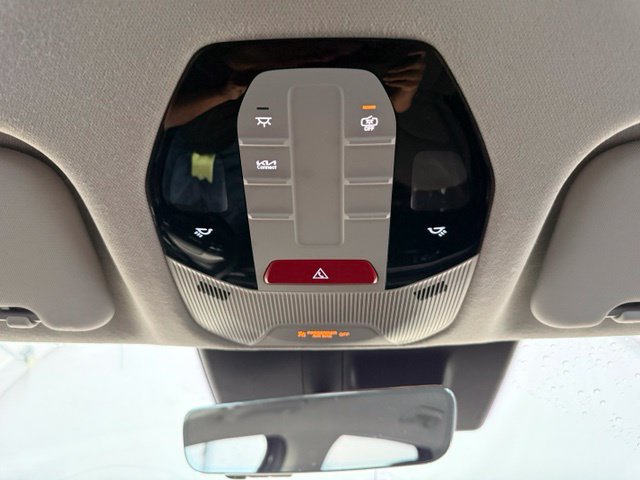 Used 2025 Kia K4 FWD image 39